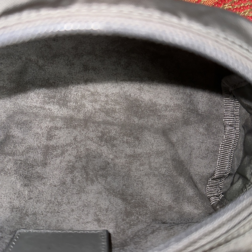 Prada Vela Mv175 With Authentication Certificate - image 4